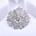 broches elegantes del diamante del diseño floral de la nueva manera vendedora caliente para las señoras